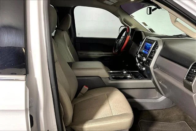Certified Used 2021 Oxford White Ford XLT image 32