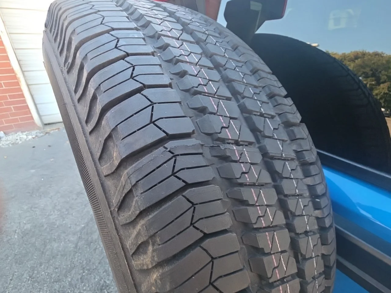 Used 2016 Blue Jeep Sport image 12