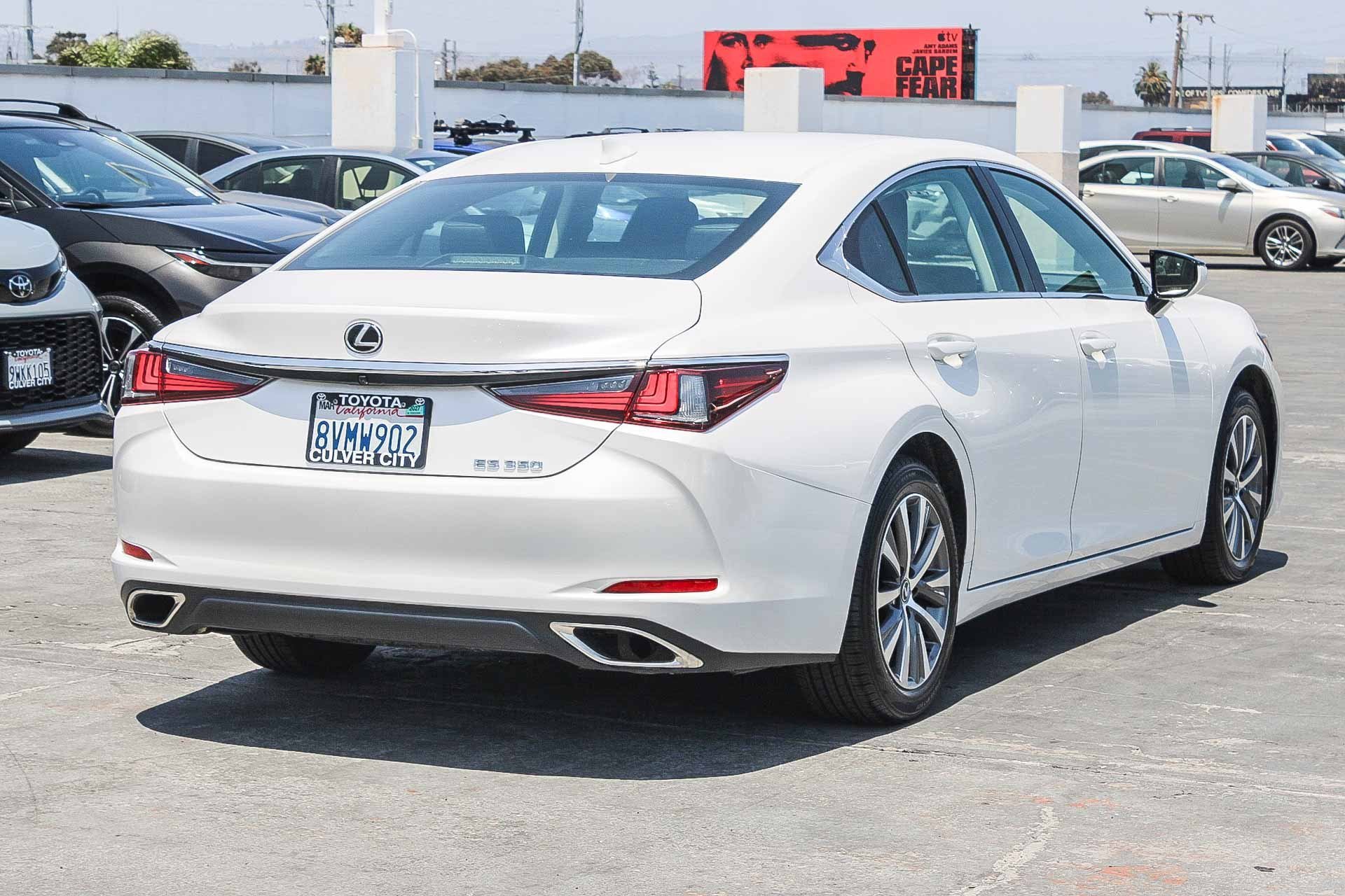Used 2021 Eminent White Pearl Lexus ES 350 image 9