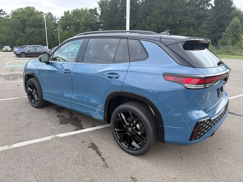 New 2026 Blue Volkswagen 2.0T SE R-Line Black image 5