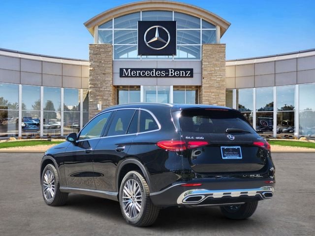 New 2026 Black Mercedes-Benz GLC 300 image 3