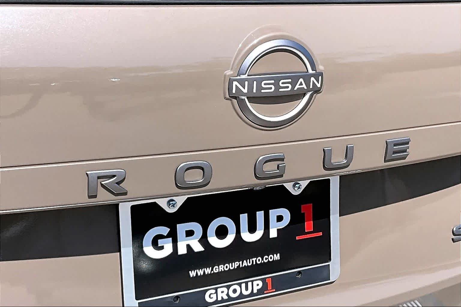 Used 2024 Baja Storm Metallic Nissan SV image 29
