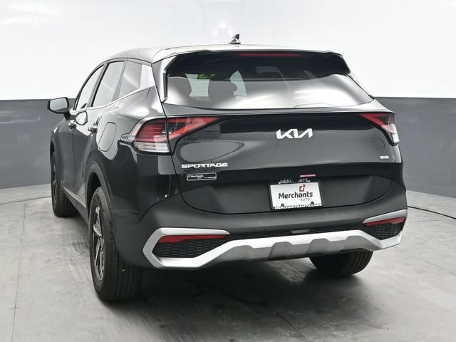Used 2023 Black Kia LX image 5