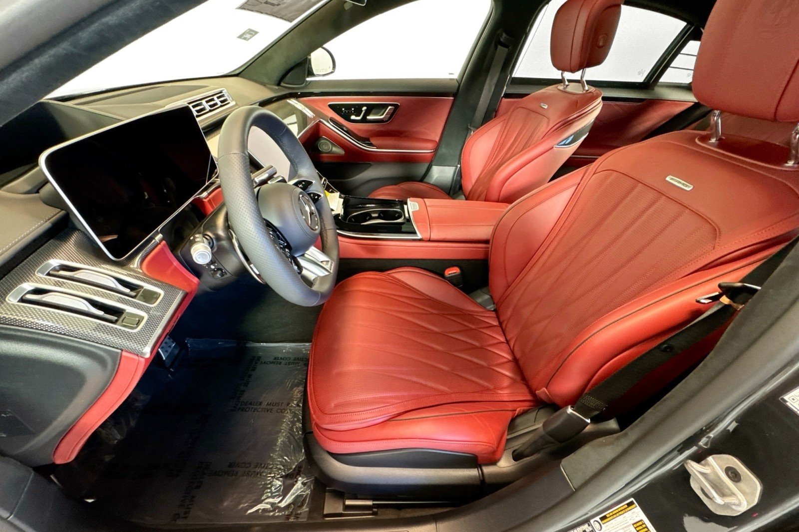 2025 Mercedes-Benz S-Class S 63 - Photo 18