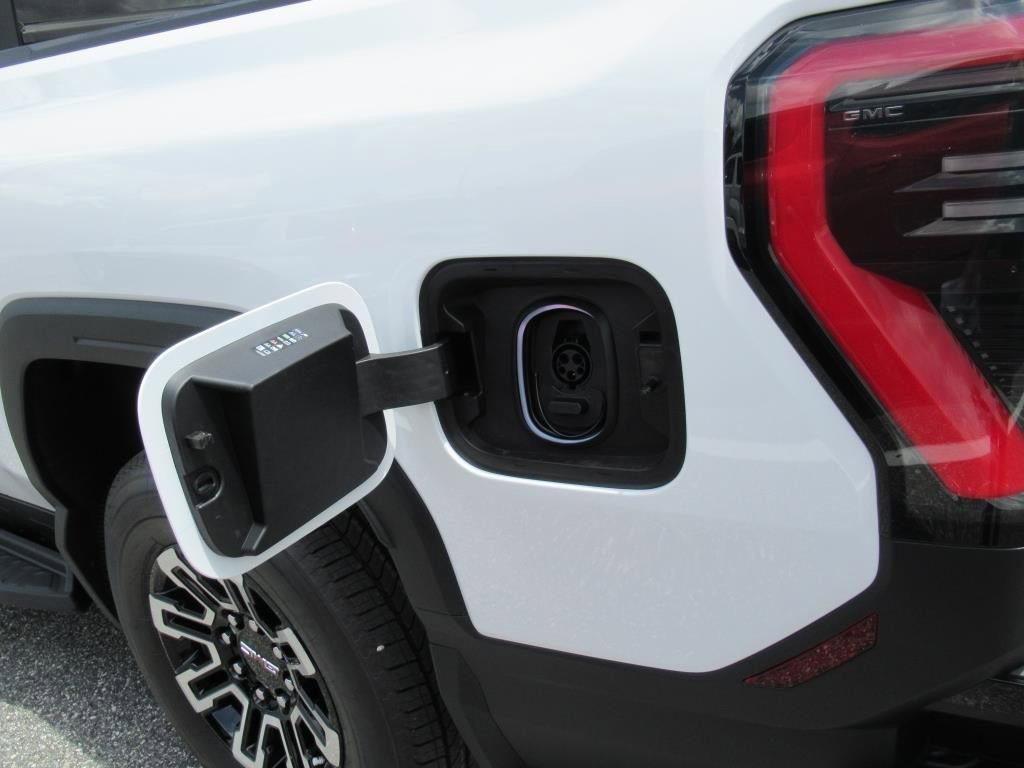 2026 GMC Sierra EV Elevation - Photo 9