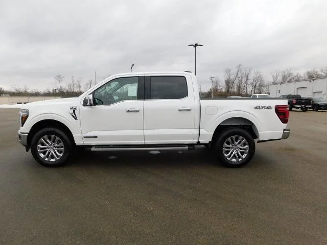 New 2026 Star White Metallic Tri-Coat Ford Lariat® image 54