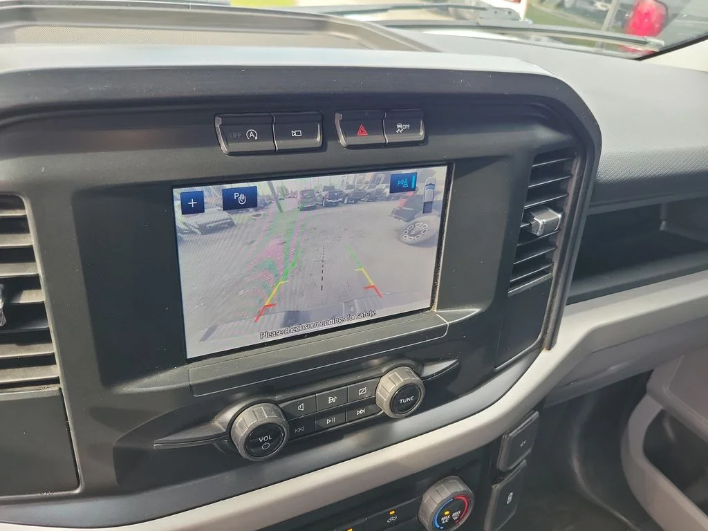 Used 2022 White Ford XL image 32