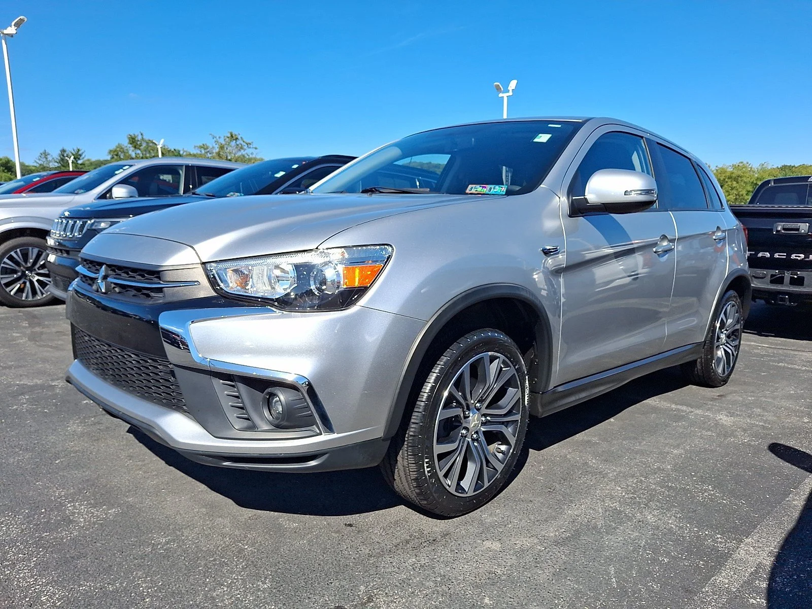 Used 2019 Silver Mitsubishi ES 2.0 image 3