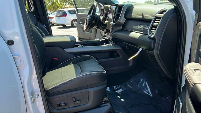 New 2026 Bright White Clear-Coat Exterior Paint RAM Laramie image 12