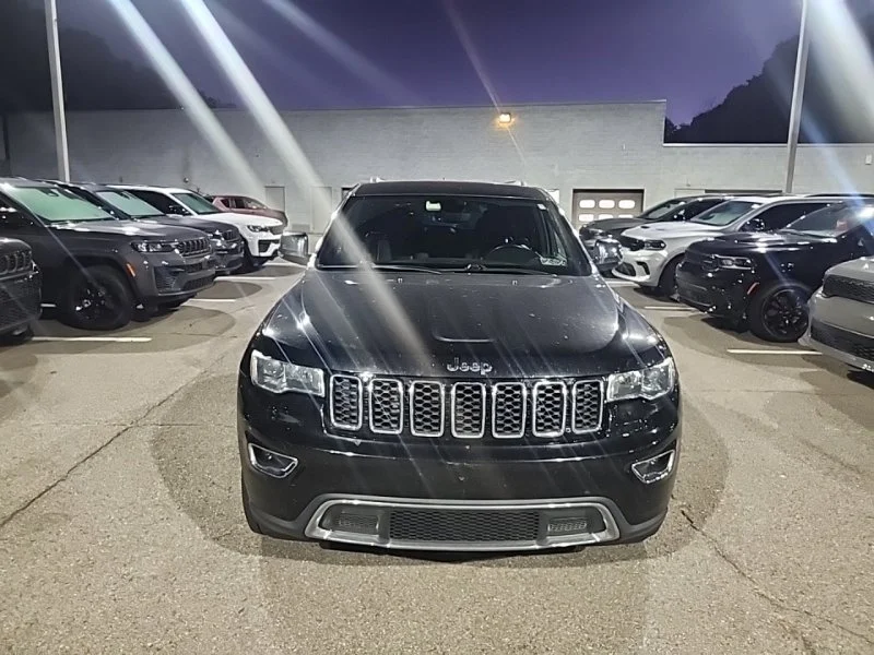 Used 2018 Black Jeep Limited image 2