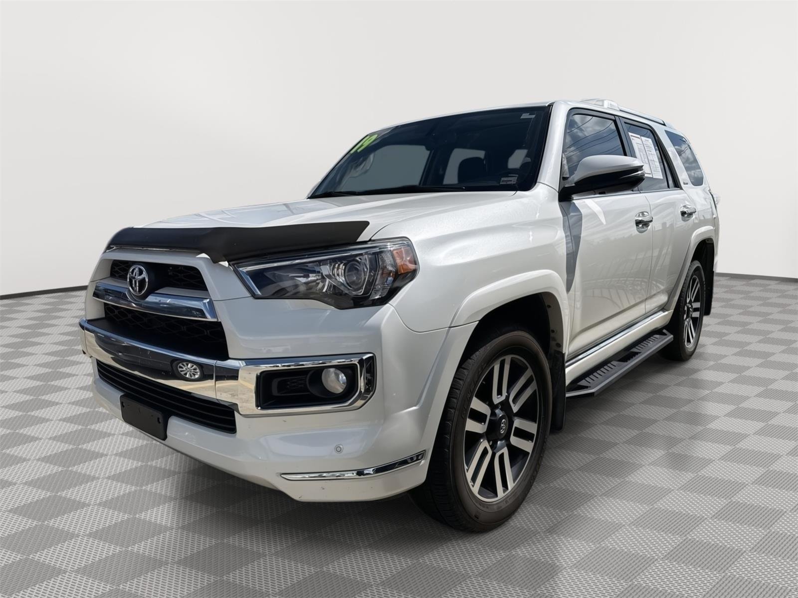 Certified Used 2019 Blizzard Pearl Toyota Limited image 11