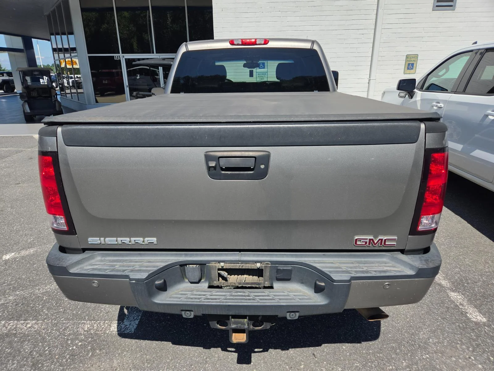 Used 2013 STEEL GRAY METALLIC GMC Denali image 8