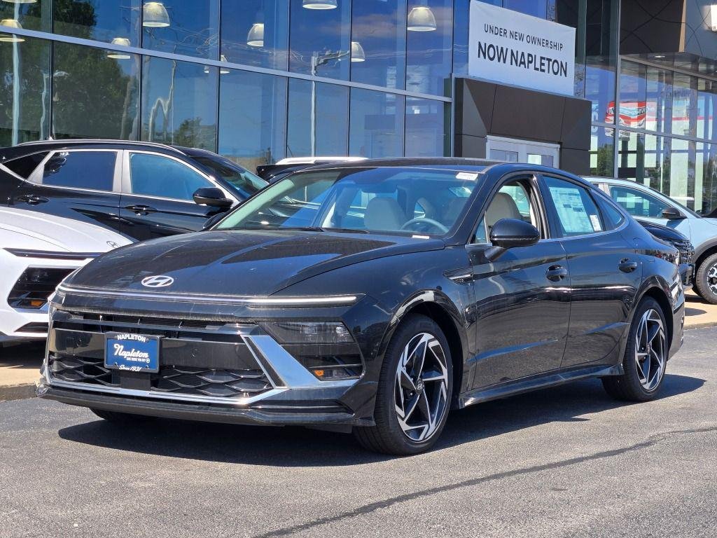 New 2026 Abyss Black Hyundai SEL Sport image 1