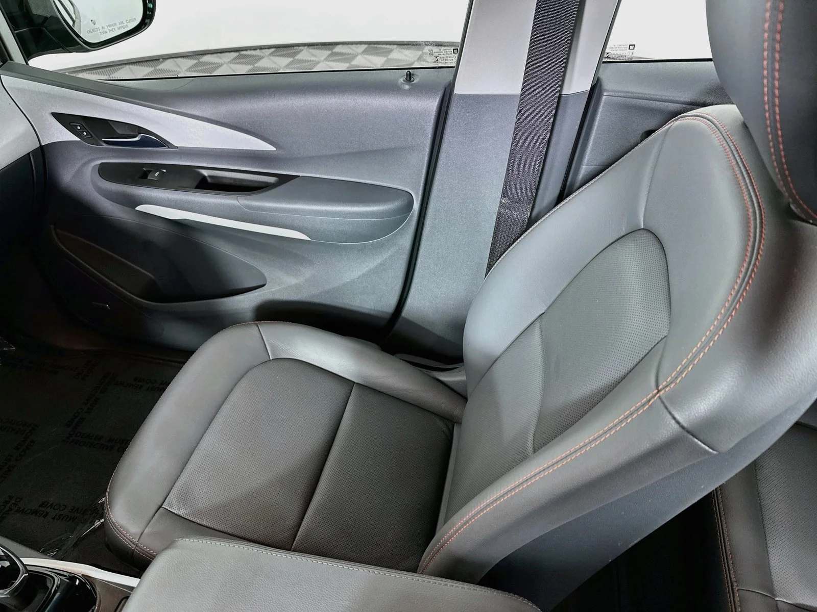 Used 2019 Silver Ice Metallic Chevrolet Premier image 24