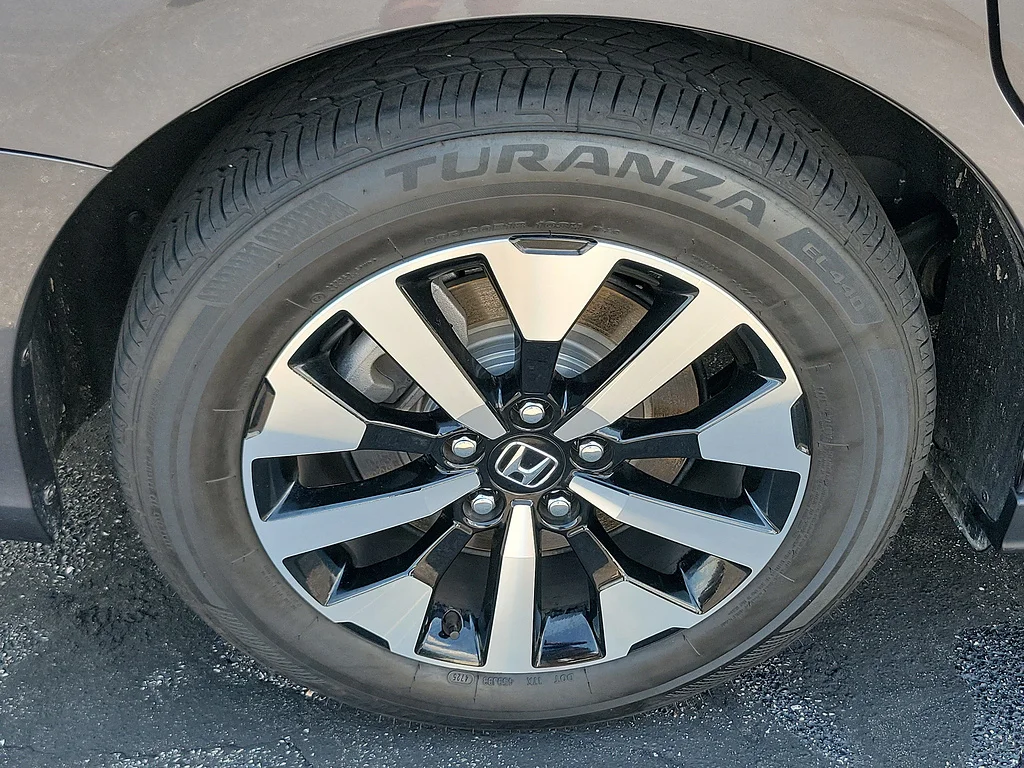 Certified Used 2026 Modern Steel Metallic Honda EX-L image 5