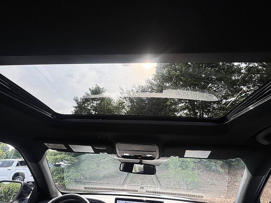Used 2025 White Metallic Ford ST image 19