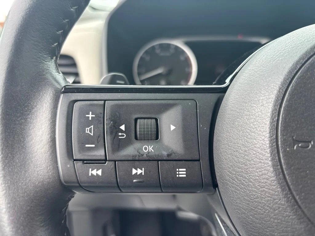 Certified Used 2023 White Nissan SL image 23