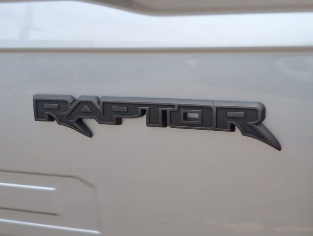2023 Ford F-150 Raptor - Photo 32