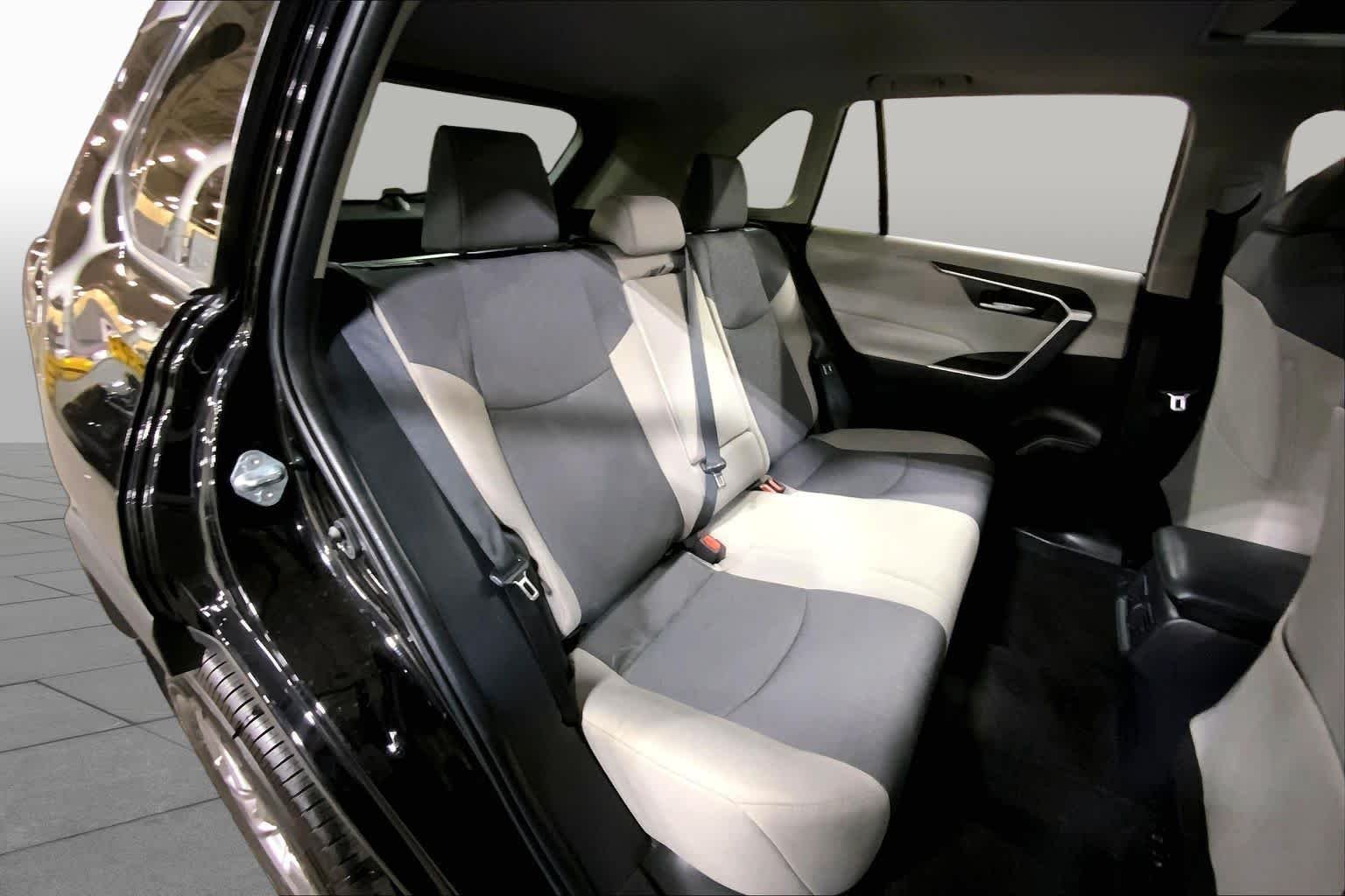Used 2024 Midnight Black Metallic Toyota XLE image 20