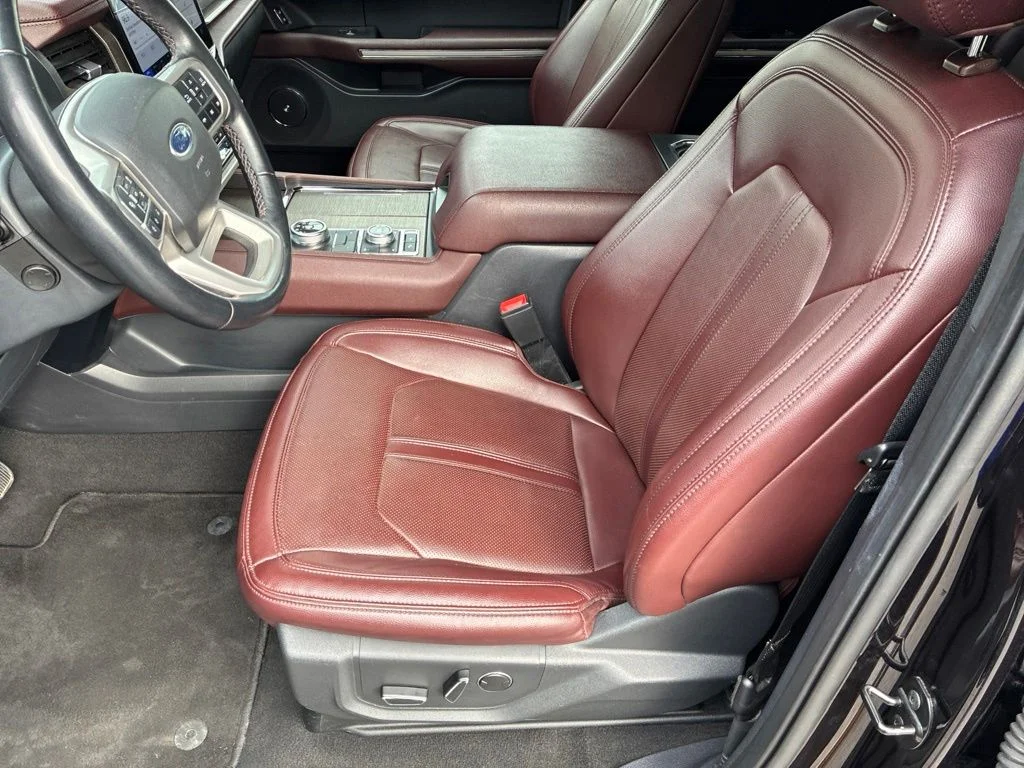 Used 2024 Black Ford Limited image 12