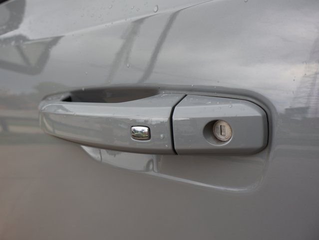 Used 2025 Gray GMC 2X image 24