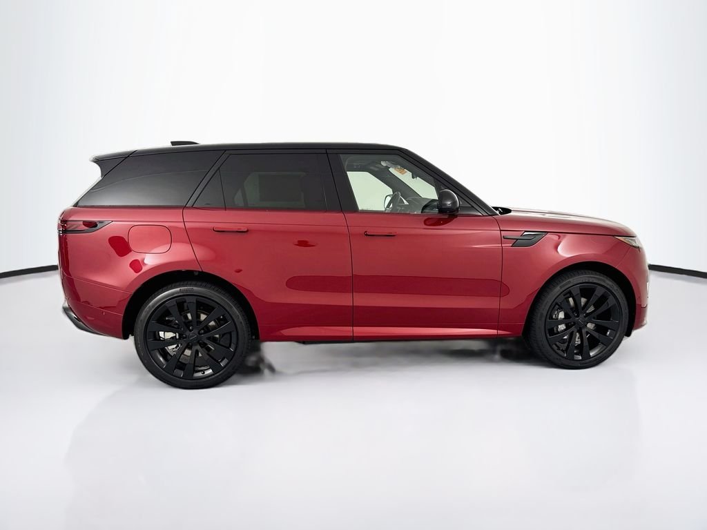 New 2026 Firenze Red Land Rover Dynamic SE image 4