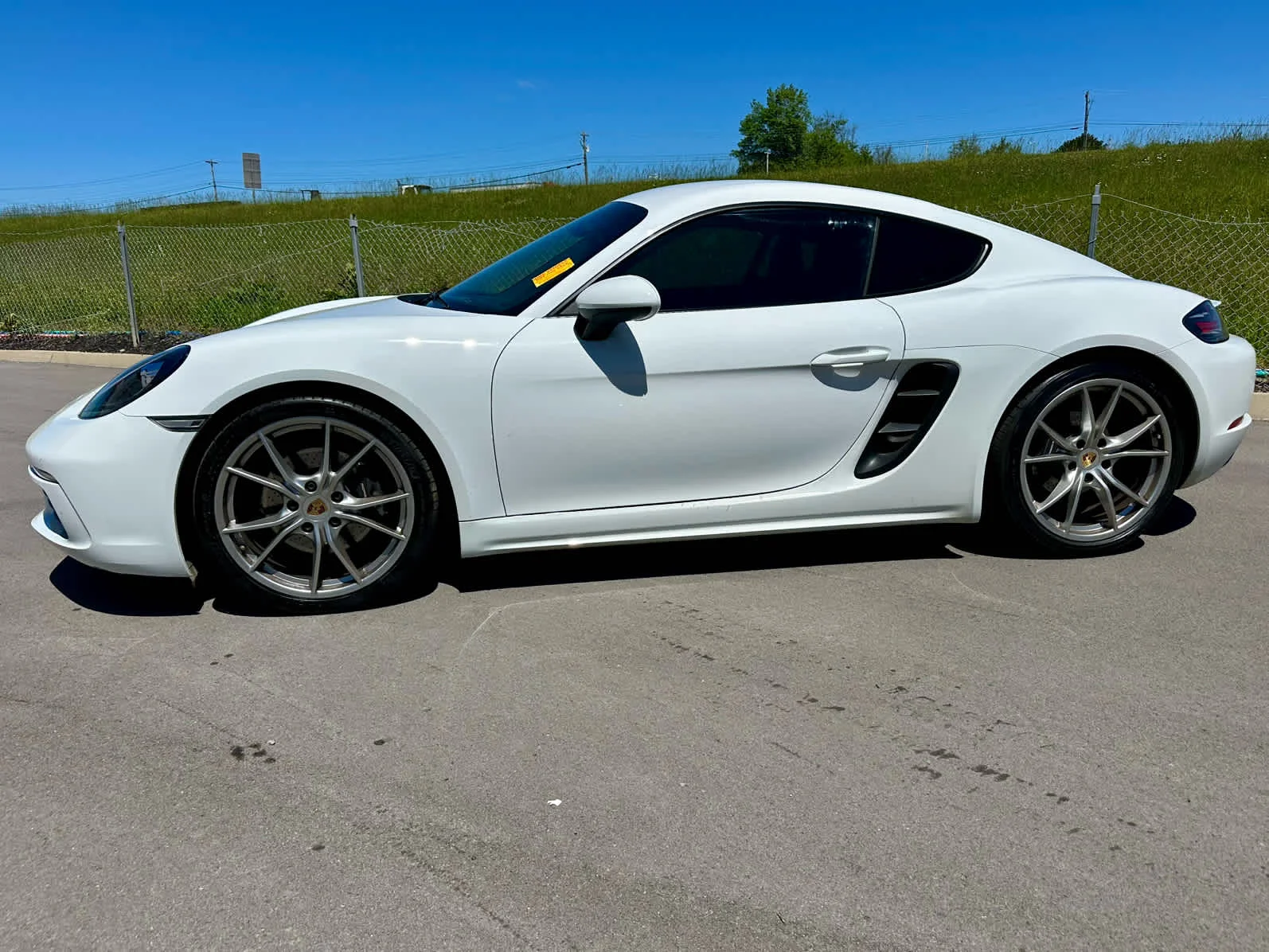 2019 Porsche 718 Cayman's photo