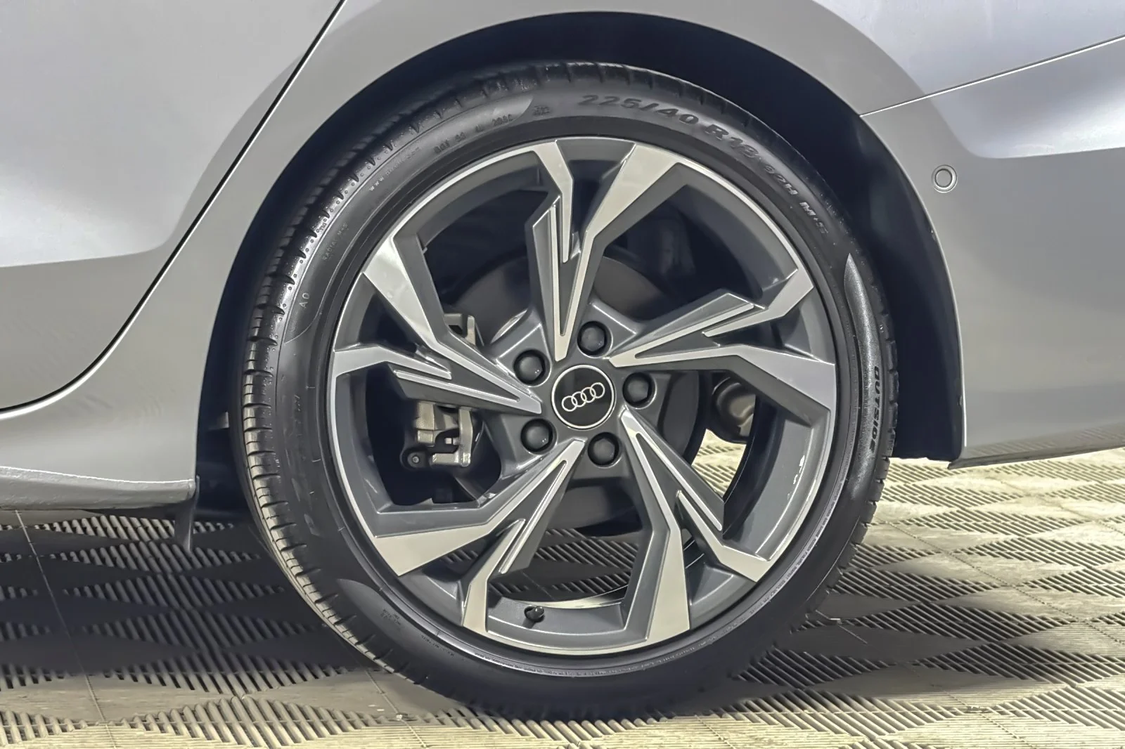 Used 2023 Florett Silver Metallic Audi Premium 40 TFSI image 24