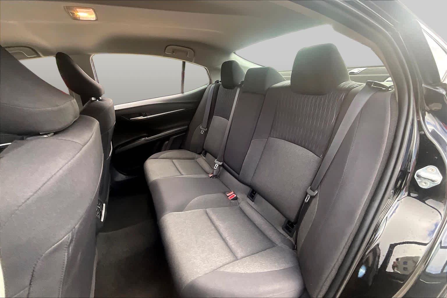 Used 2025 Midnight Black Metallic Toyota LE image 20