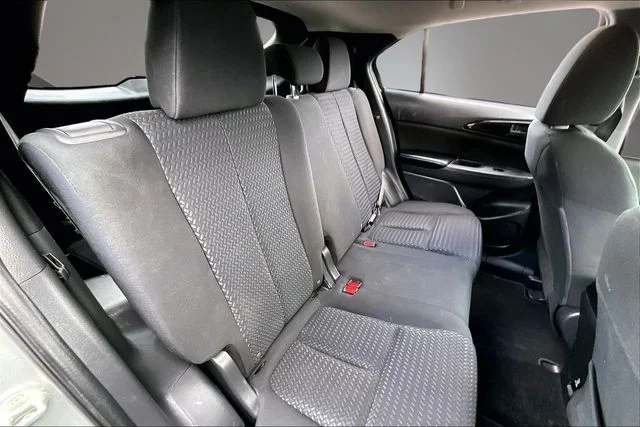 Used 2024 Silver Mitsubishi ES image 22