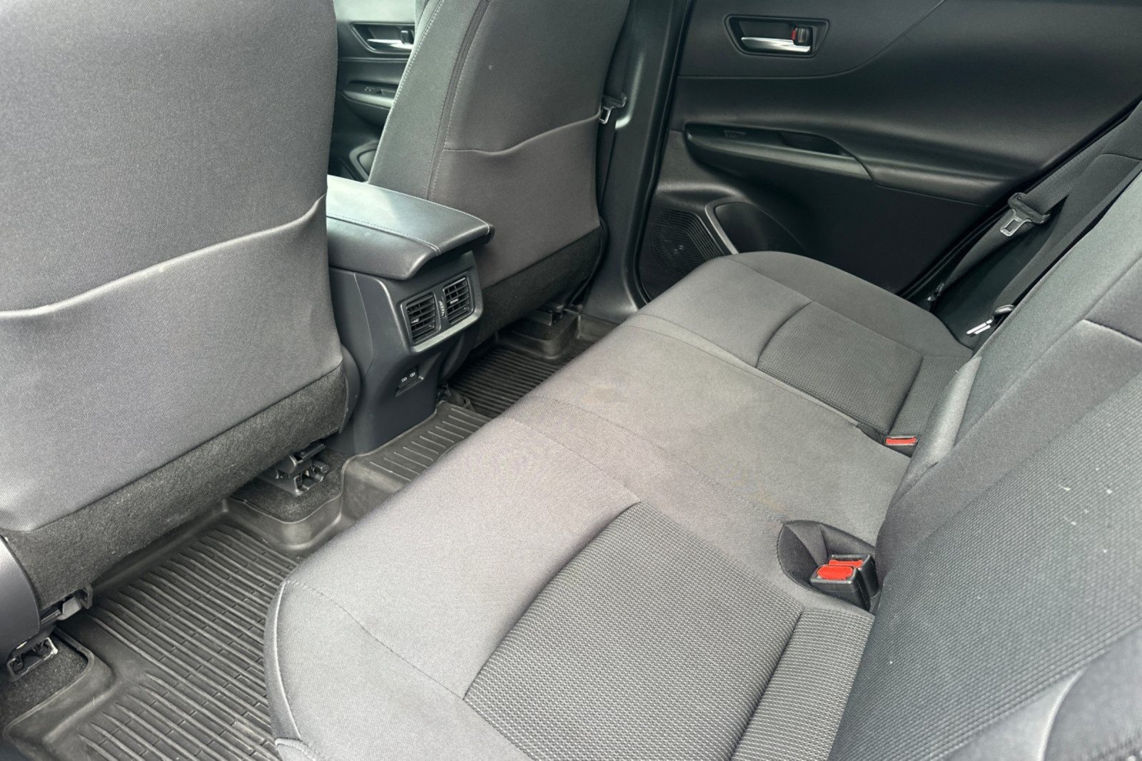 Used 2024 COASTAL GRAY METALIC Toyota LE image 11