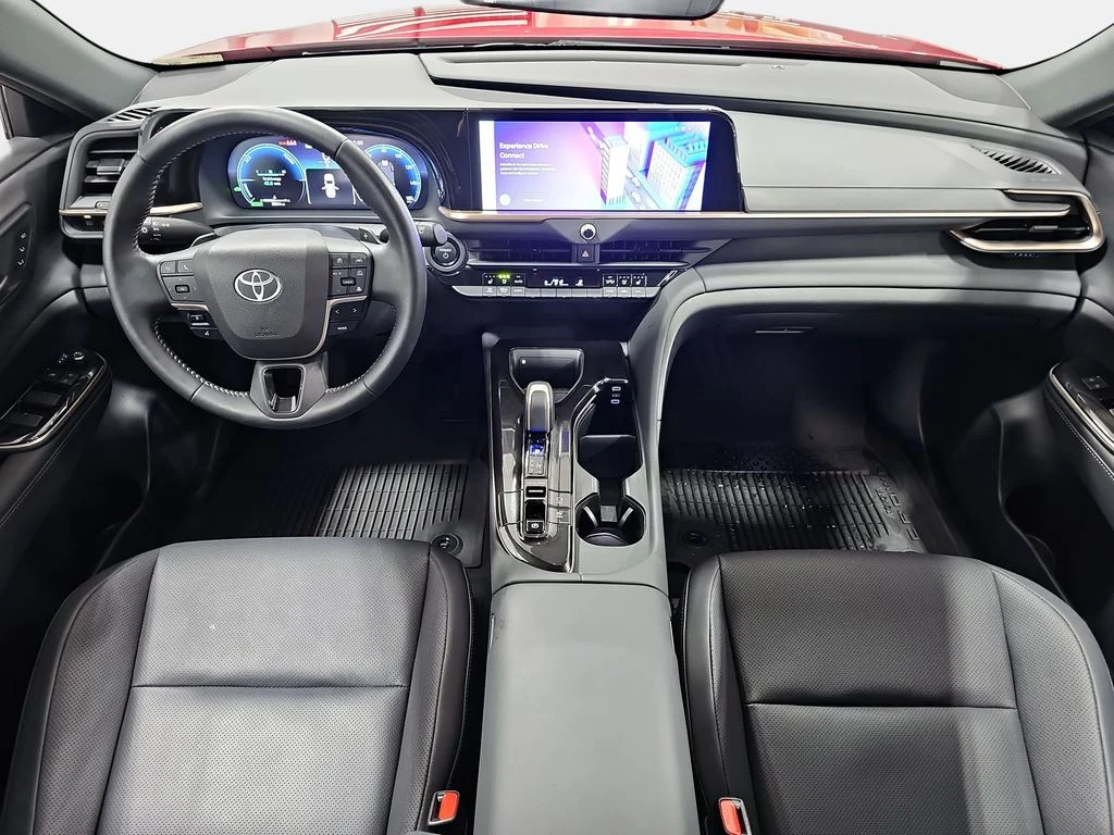 Used 2025 Red Toyota XLE image 10
