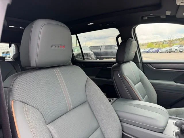 Certified Used 2025 Summit White GMC AT4 image 26