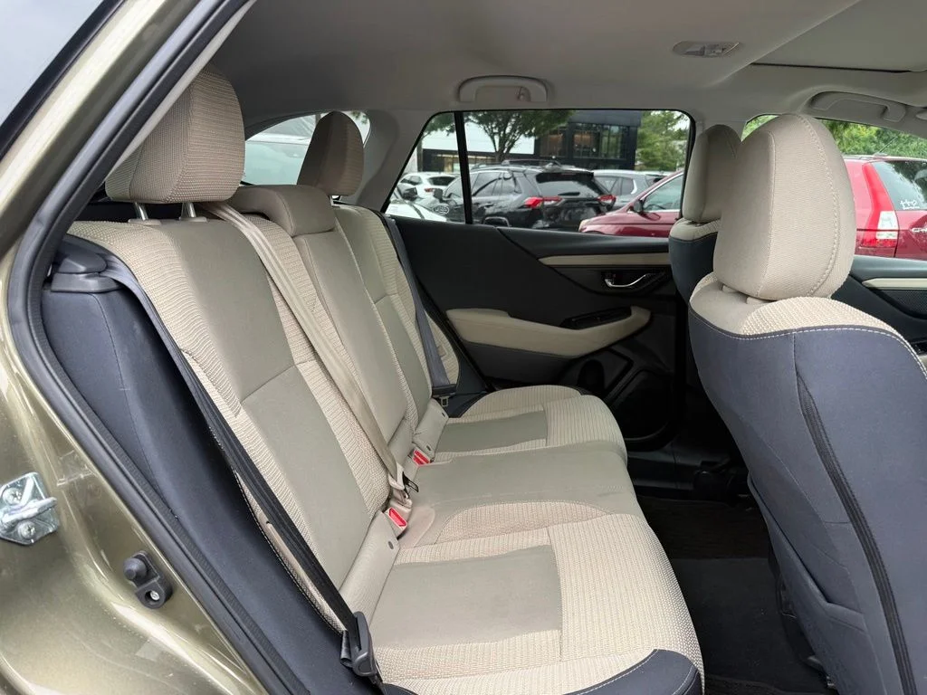 Used 2025 Autumn Green Metallic Subaru Premium image 29