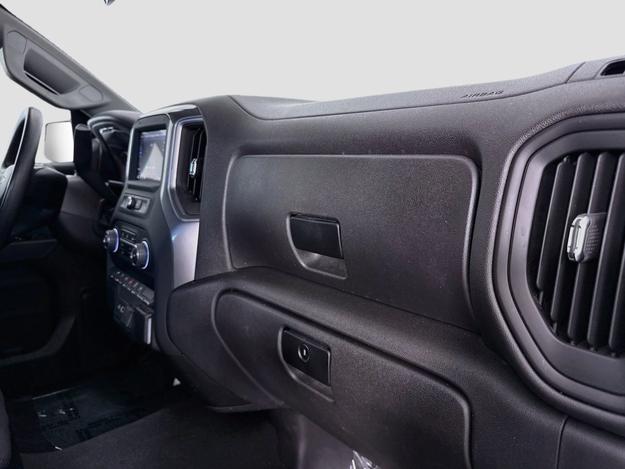 Used 2024 Slate Gray Metallic Chevrolet Custom image 29