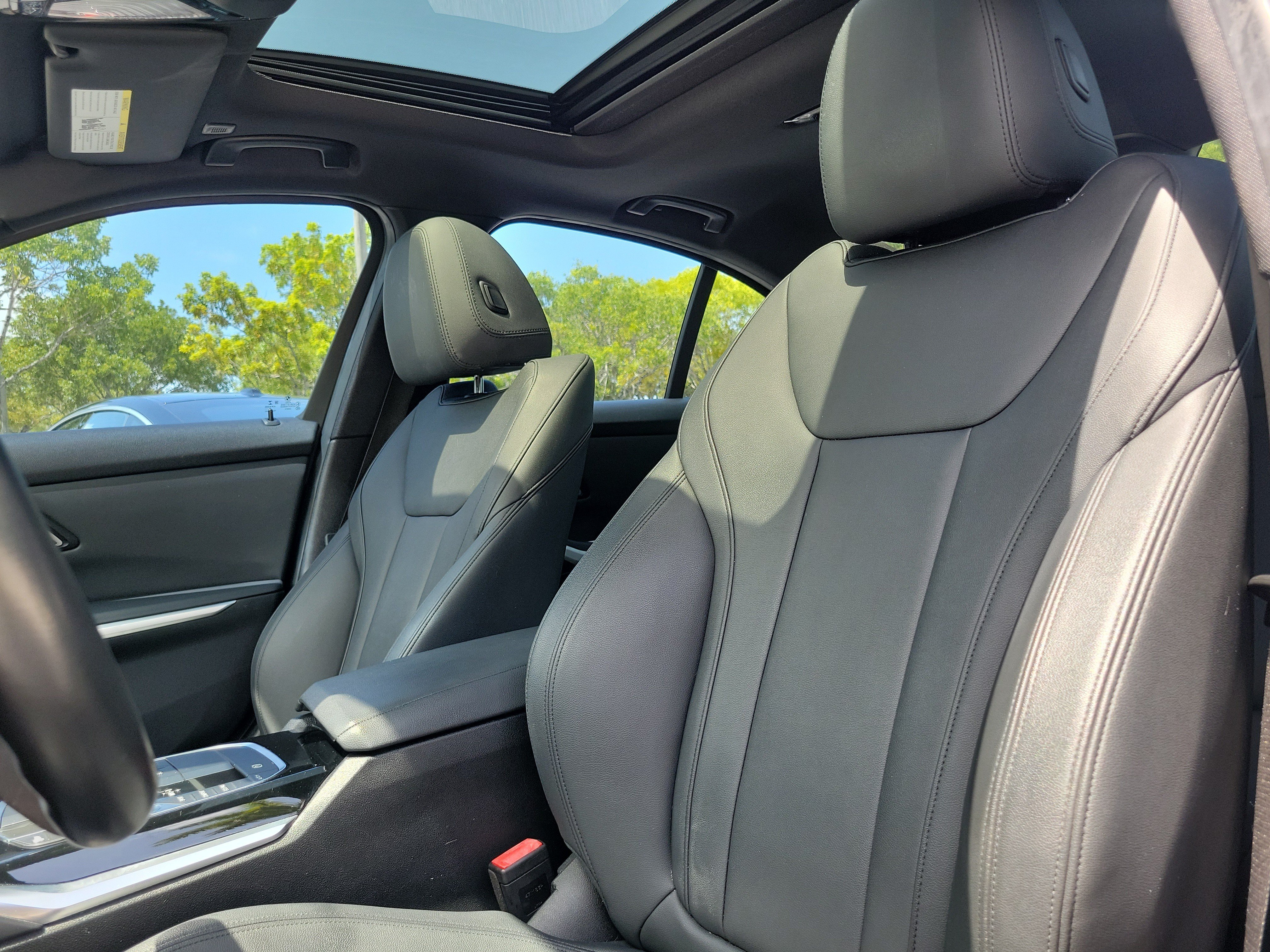 Used 2019 Jet Black BMW 330i image 18