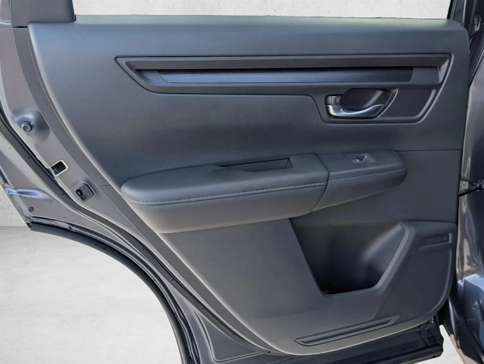 Used 2026 Meteorite Gray Metallic Honda EX image 22