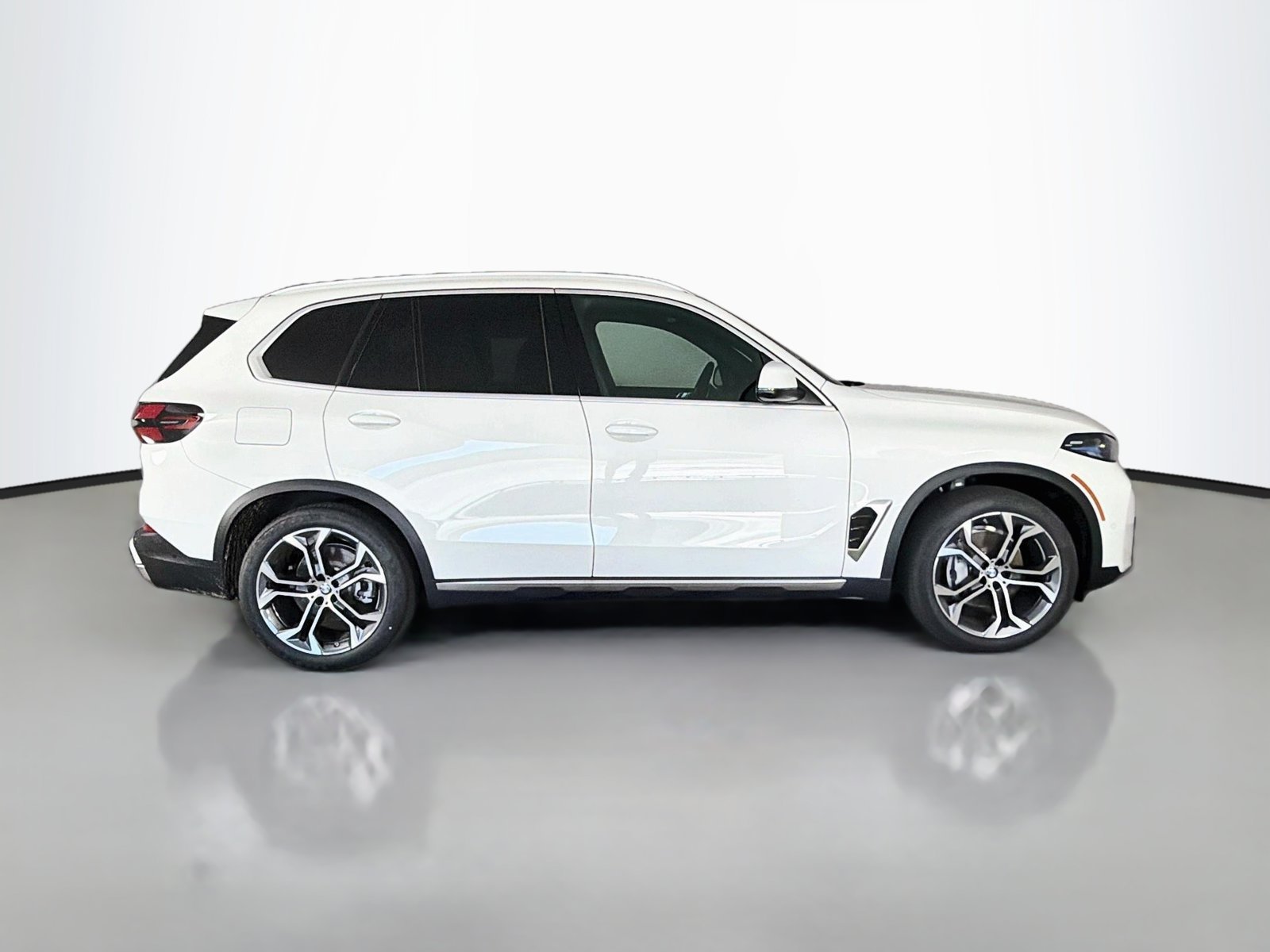 2026 BMW X5 40i - Photo 8