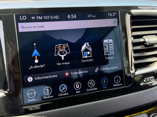 Used 2018 White Chrysler Touring L Plus image 24