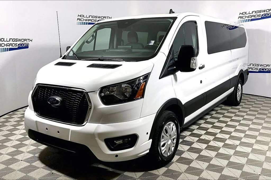 2024 Ford Transit 350 XLT Low Roof Sliding Pass. 148's photo