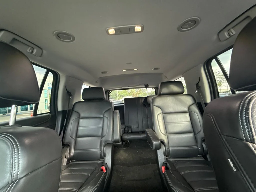 Used 2018 Onyx Black GMC Denali image 9