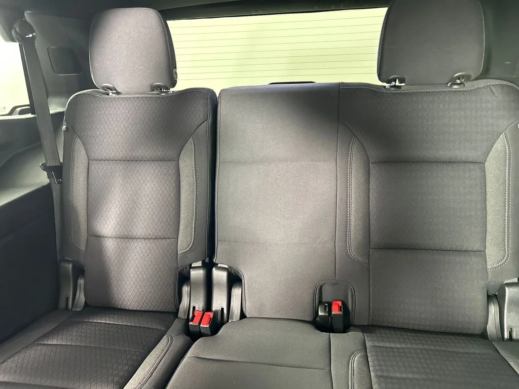 Used 2022 White GMC SLE image 20