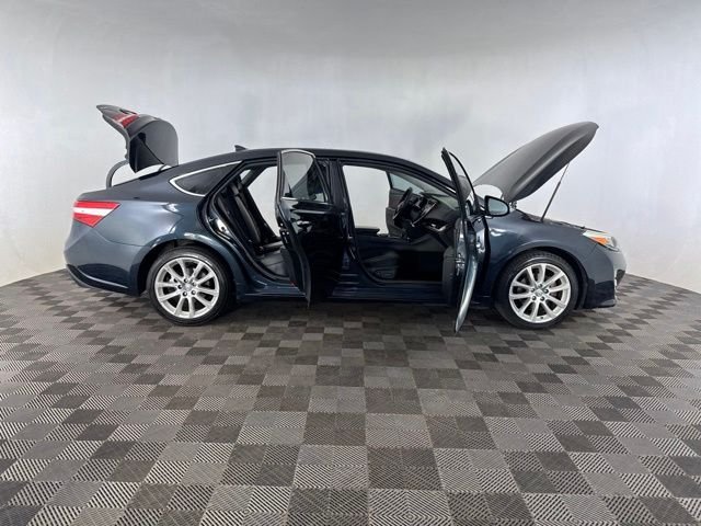 Used 2015 Gray Toyota Limited image 13