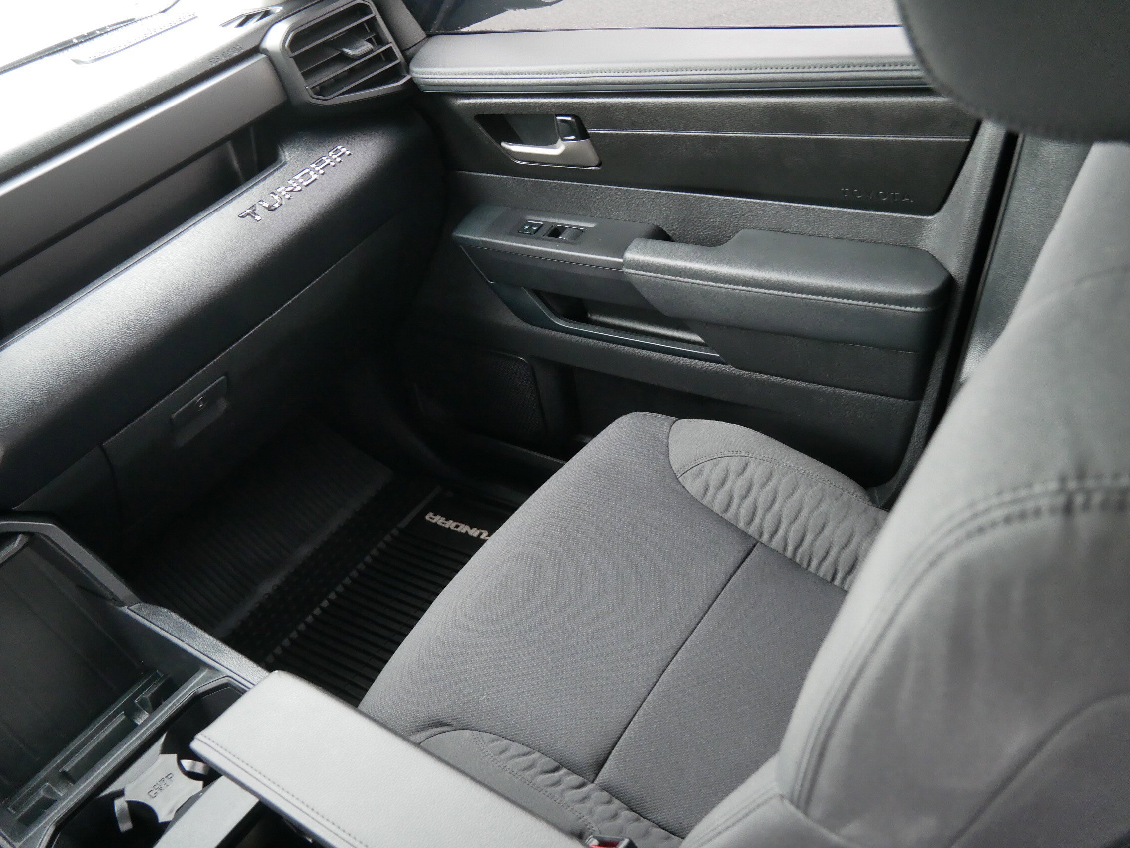 Used 2023 Gray Toyota SR5 image 17