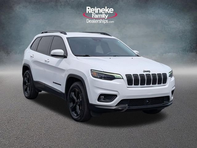Used 2021 White Jeep Latitude Plus image 3