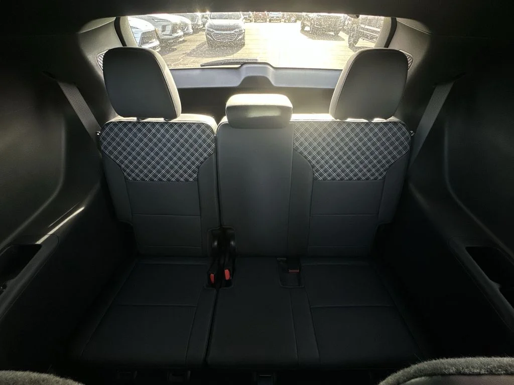 Certified Used 2024  GMC Denali image 23
