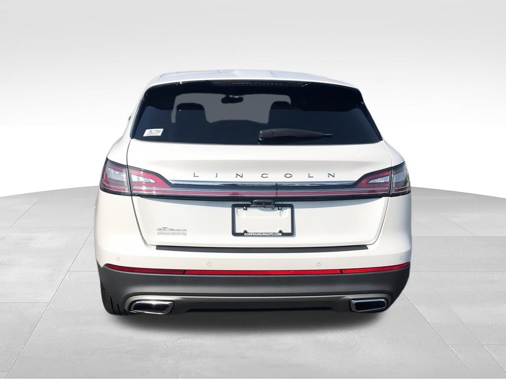 Used 2023 White Lincoln Reserve image 7