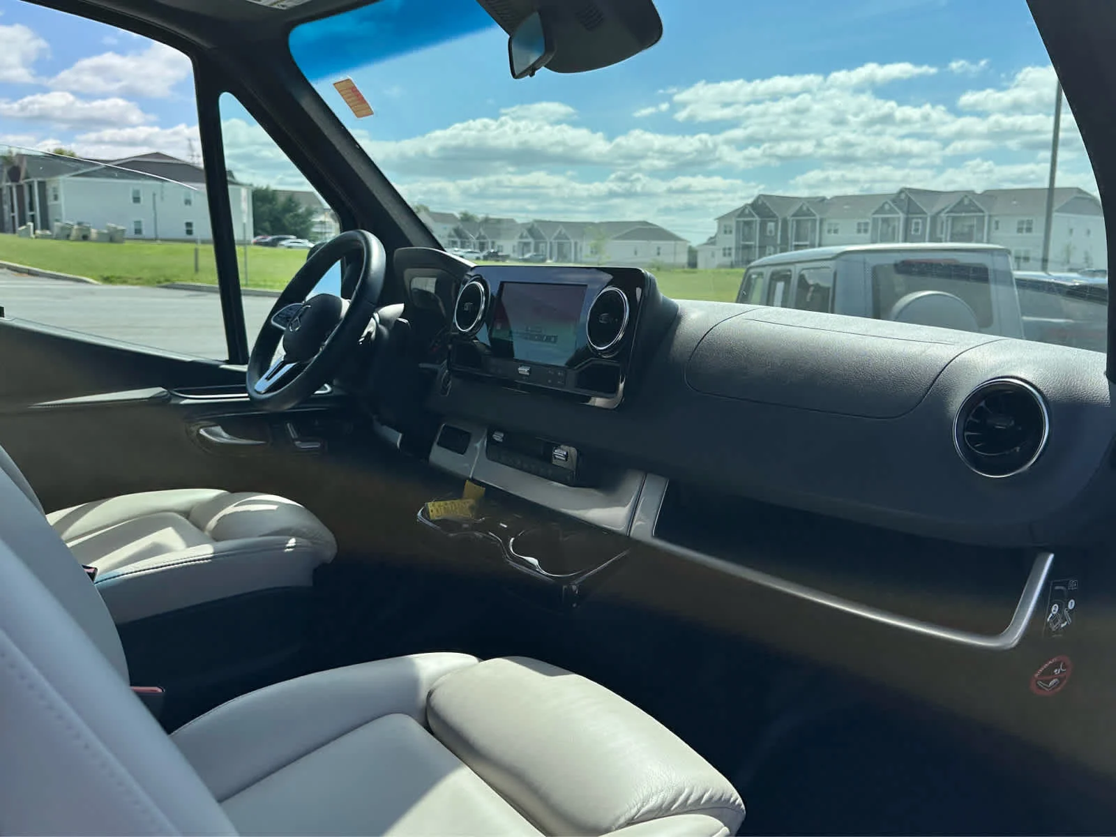 Used 2022 Obsidian Black Metallic Mercedes-Benz  image 12