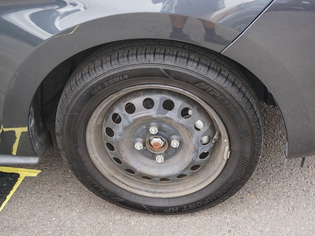 Used 2024 Red Mitsubishi ES image 9