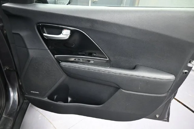 Used 2018 Gray Kia EX image 13